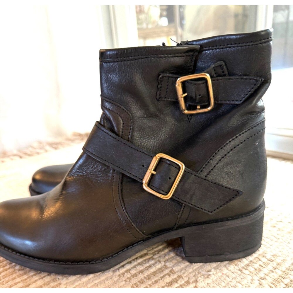 Boots Women's Steve Madden Ankle Boots Leather upper Black / Gold Size 8.5 - Picture 2 of 9